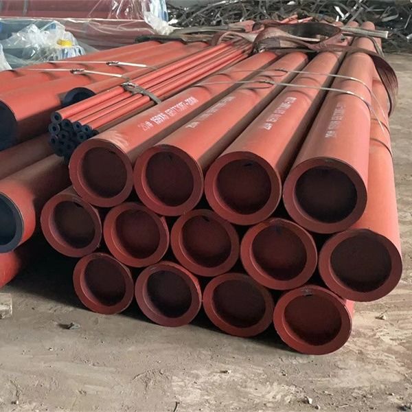 Sıcak bitirilmiş dikişsiz boru A106 B sınıfı Api 5l ST37 ST52 1020 1045 A106B sıvı boru